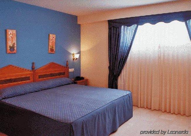 Hotel Tocina Business Albolote Quarto foto