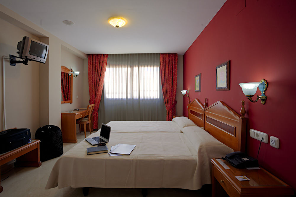 Hotel Tocina Business Albolote Quarto foto