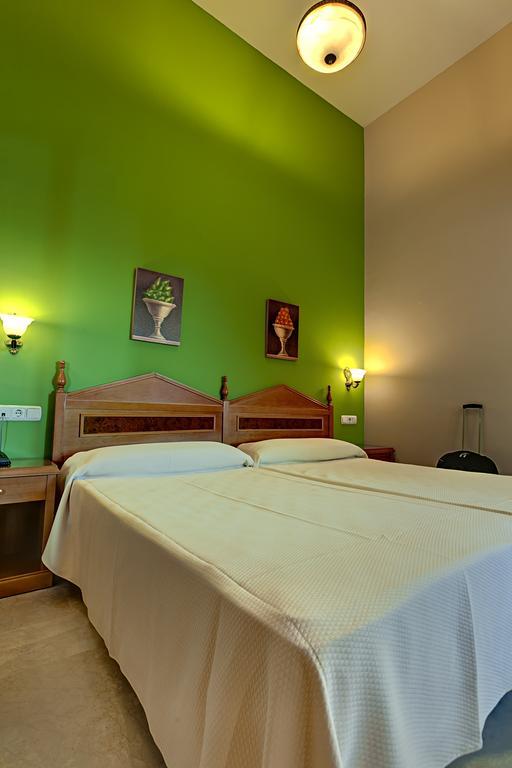 Hotel Tocina Business Albolote Quarto foto